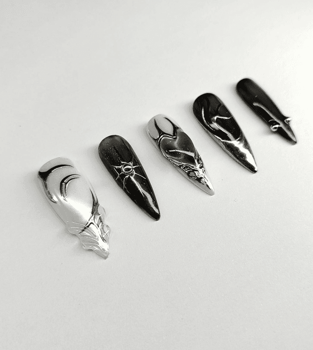 Chrome Hearts