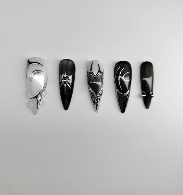 Chrome Hearts